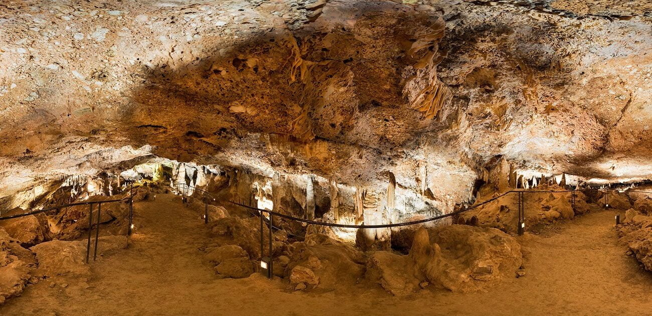 PANO_Cueva_de_Don_Juan_Jalance_JSM8720-6baja
